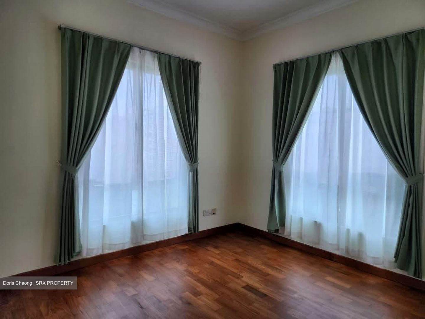 Hillbrooks (D23), Condominium #527313181